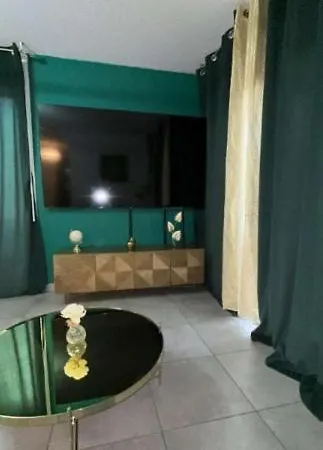 And Jacuzzi Apartment Toulouse