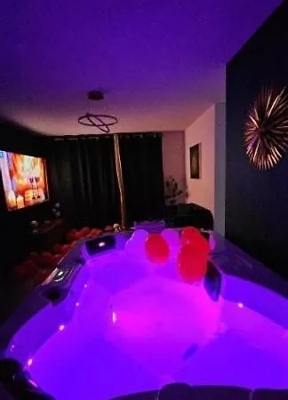 Apartment And Jacuzzi Toulouse